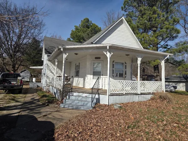 $44,000 | 22535 Railroad Street, Olive Branch, IL 62969