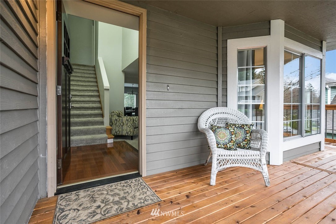16033 Southeast 180th Place Renton, WA 98058 - Photo 2 of 25 Gallery Image 2