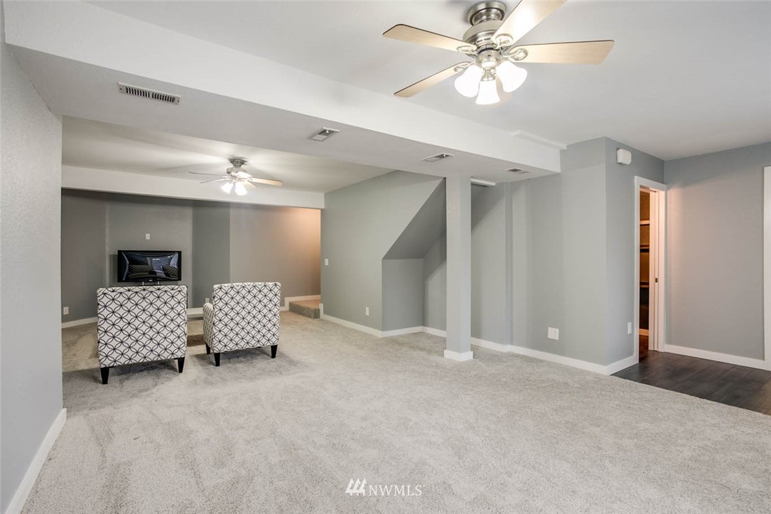 16033 Southeast 180th Place Renton, WA 98058 - Photo 20 of 25 Gallery Image 20