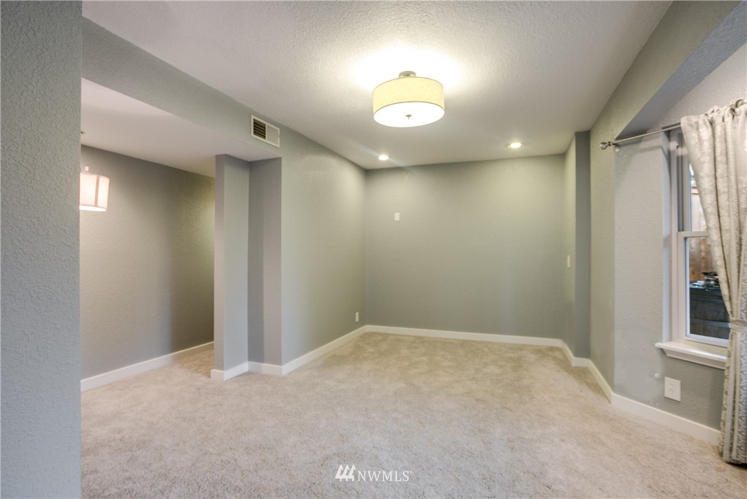 16033 Southeast 180th Place Renton, WA 98058 - Photo 21 of 25 Gallery Image 21