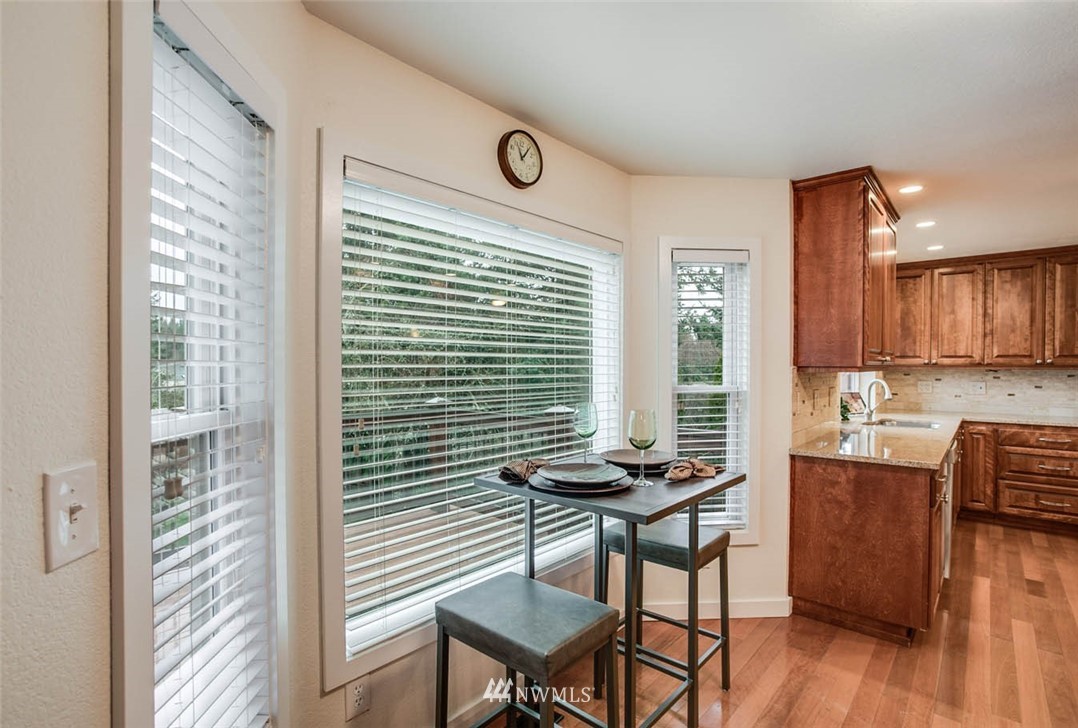16033 Southeast 180th Place Renton, WA 98058 - Photo 10 of 25 Gallery Image 10