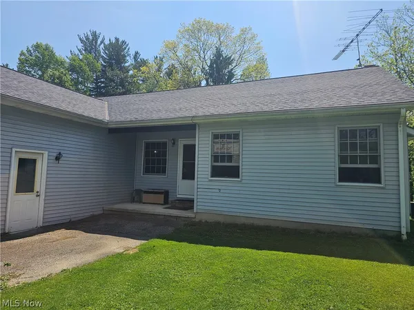 $430,000 | 14816 Rock Creek Road, Chardon, OH 44024