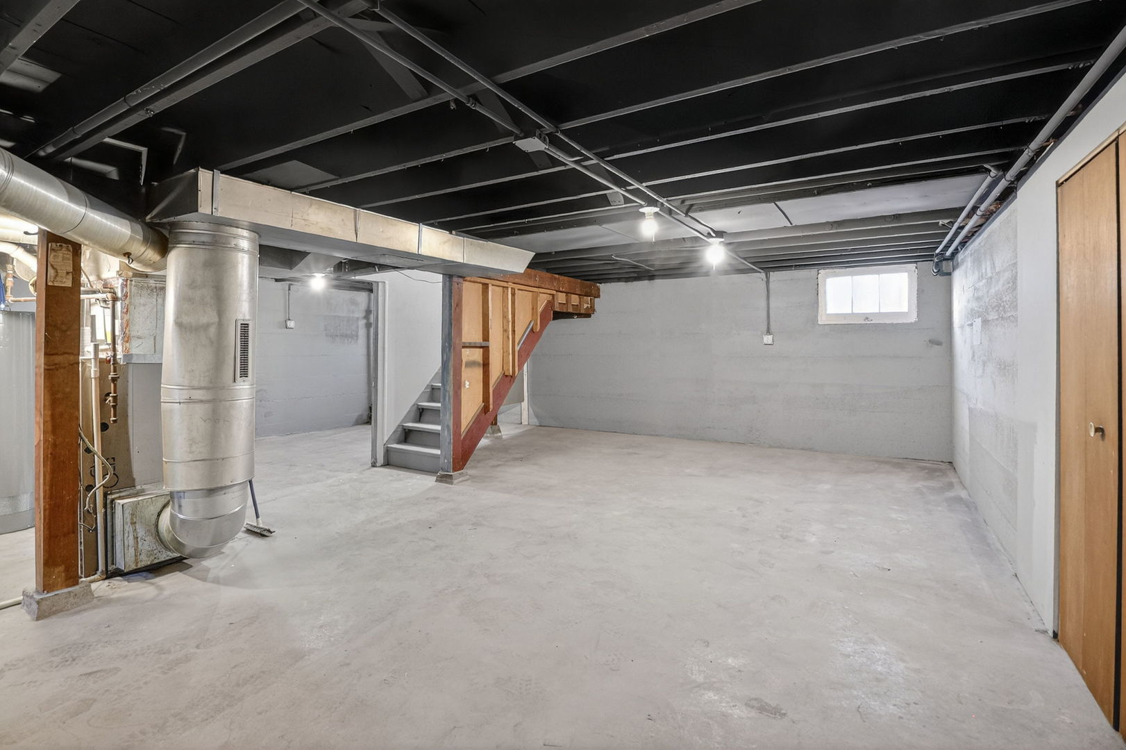 950 Spruce Street Aurora, IL 60506 - Photo 12 of 14