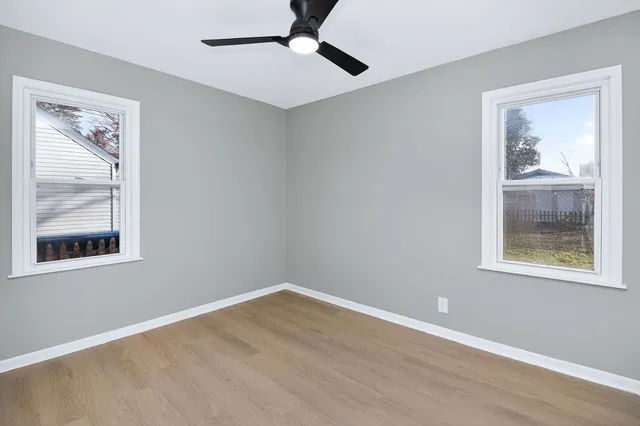 $289,000 | 950 Spruce Street, Aurora, IL 60506