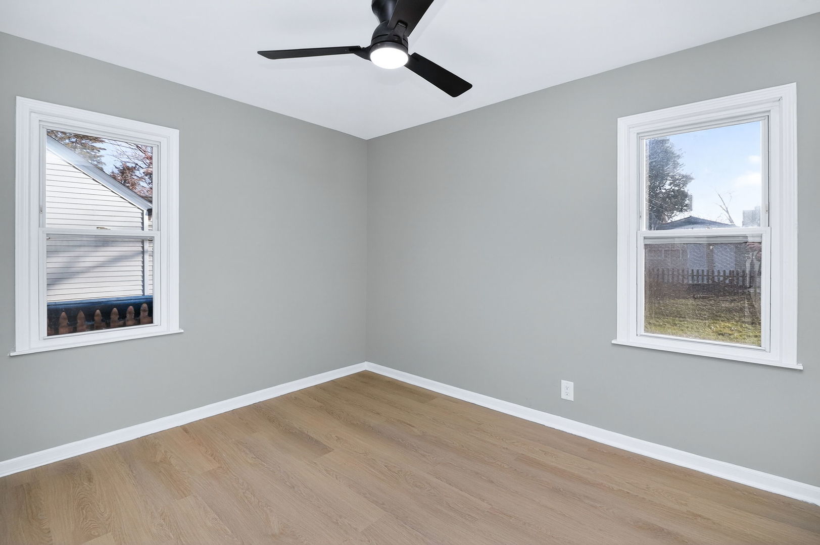 950 Spruce Street Aurora, IL 60506 - Photo 6 of 14