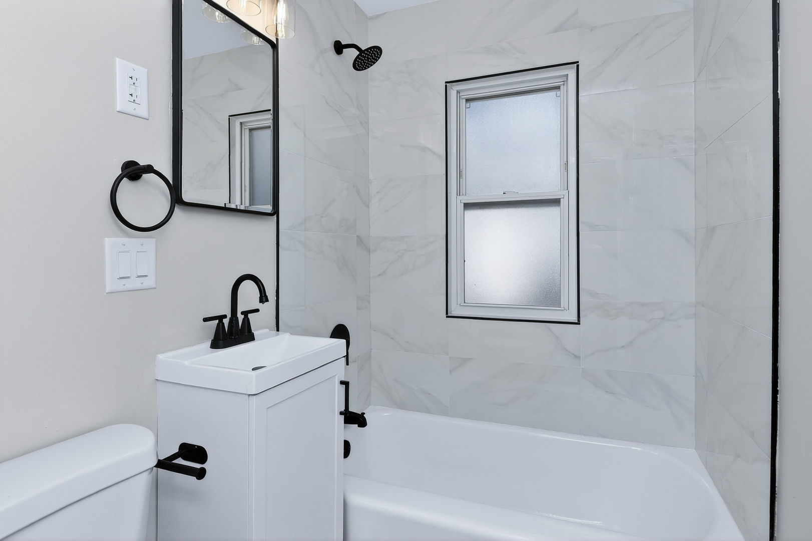 950 Spruce Street Aurora, IL 60506 - Photo 7 of 14