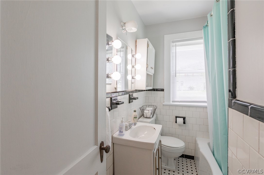 7018 Elkhardt Road Richmond, VA 23225 - Photo 14 of 21 Gallery Image 14