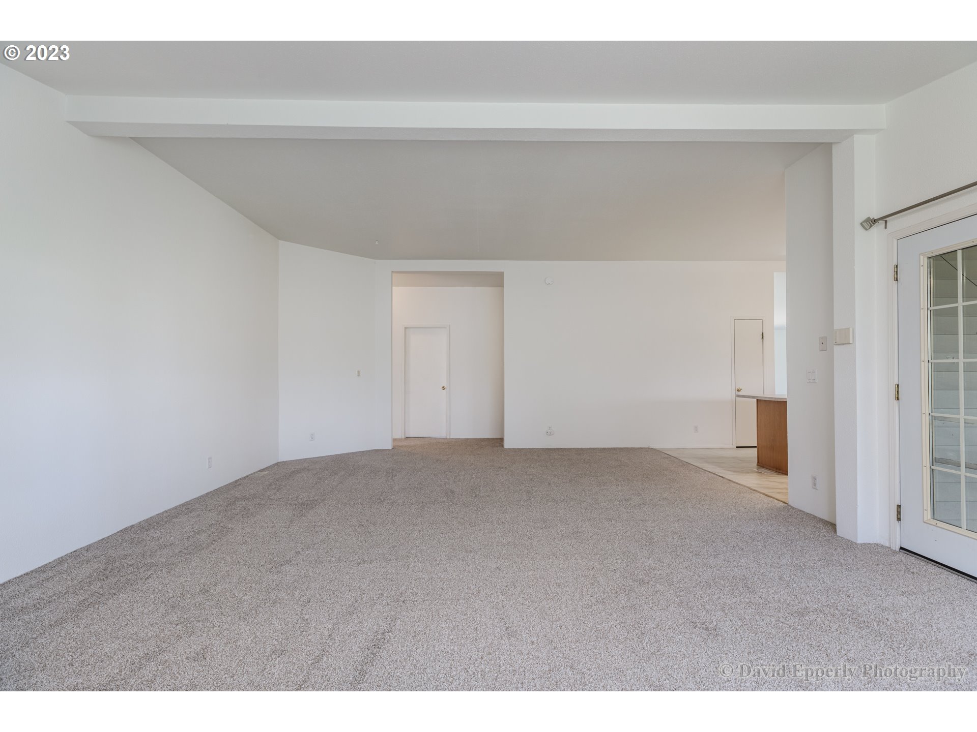 35530 Millard Road Warren, OR 97053 - Photo 13 of 29 Family Room