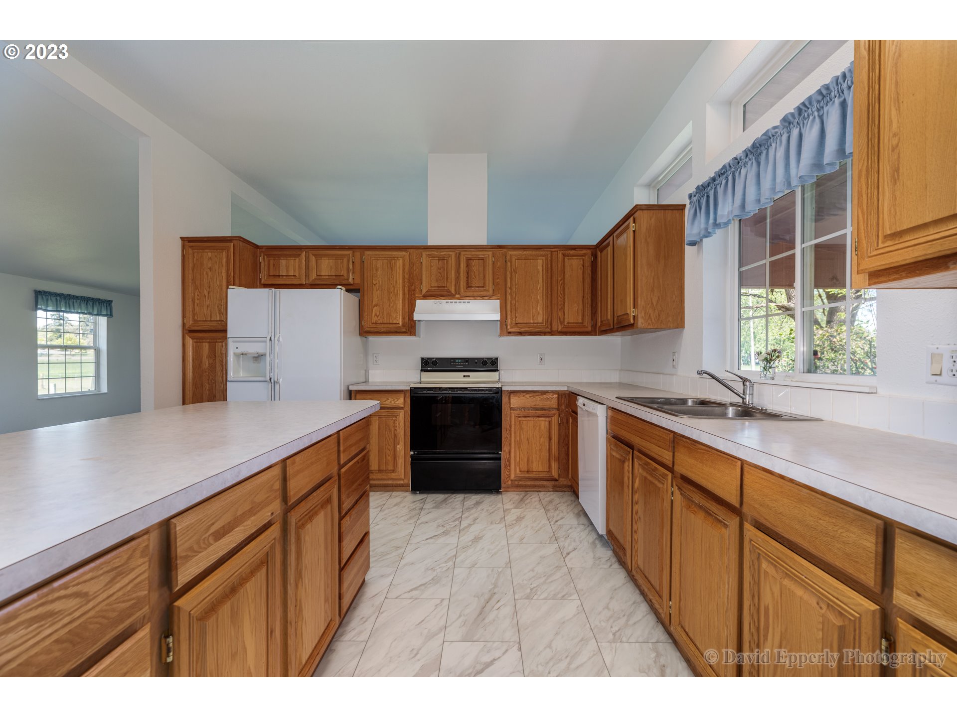 35530 Millard Road Warren, OR 97053 - Photo 9 of 29 Kitchen