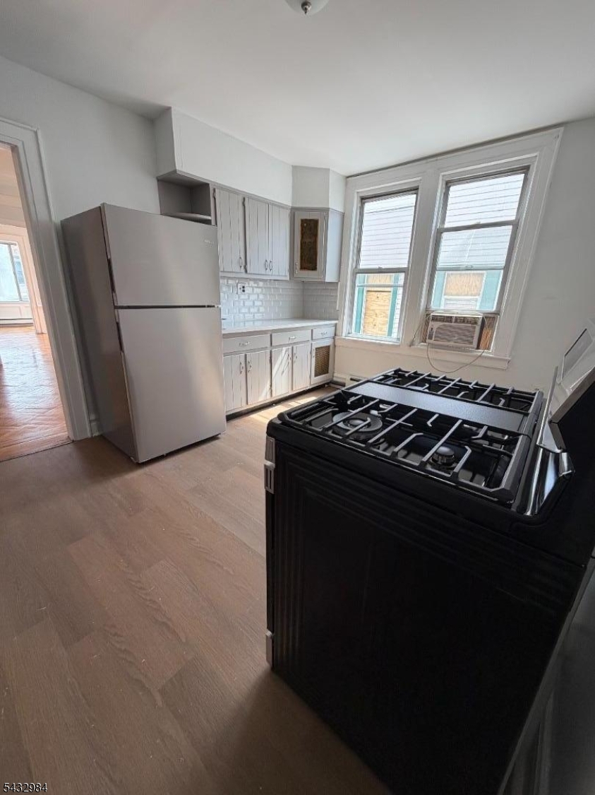12 Patten Place, Unit 2 Newark, NJ 07112 - Photo 7 of 14