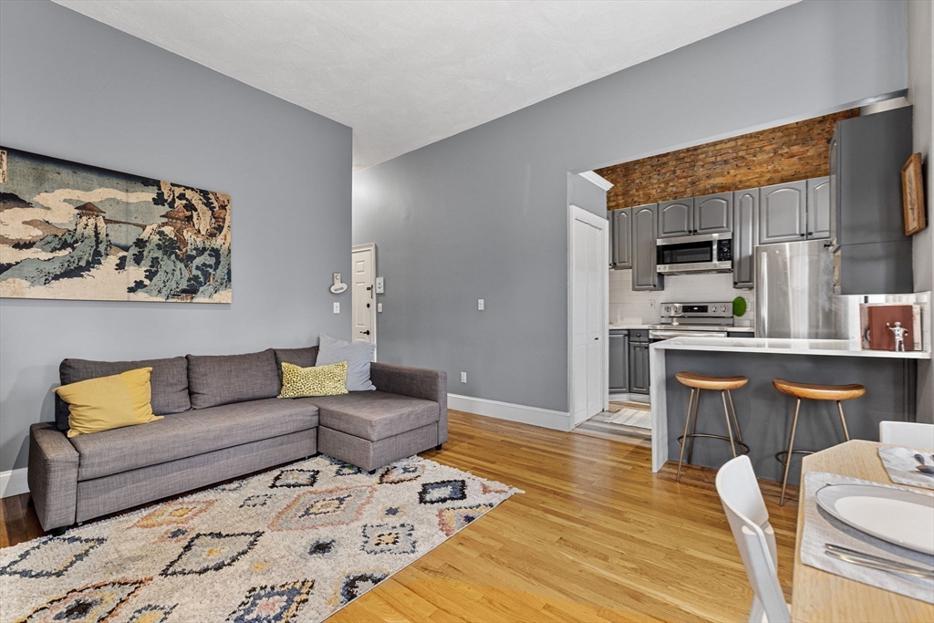 516 Shawmut Avenue, Unit 2 Boston, MA 02118 - Photo 4 of 14