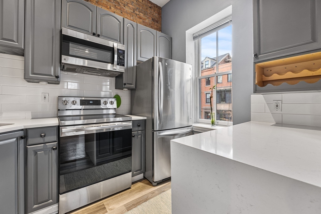 516 Shawmut Avenue, Unit 2 Boston, MA 02118 - Photo 6 of 14