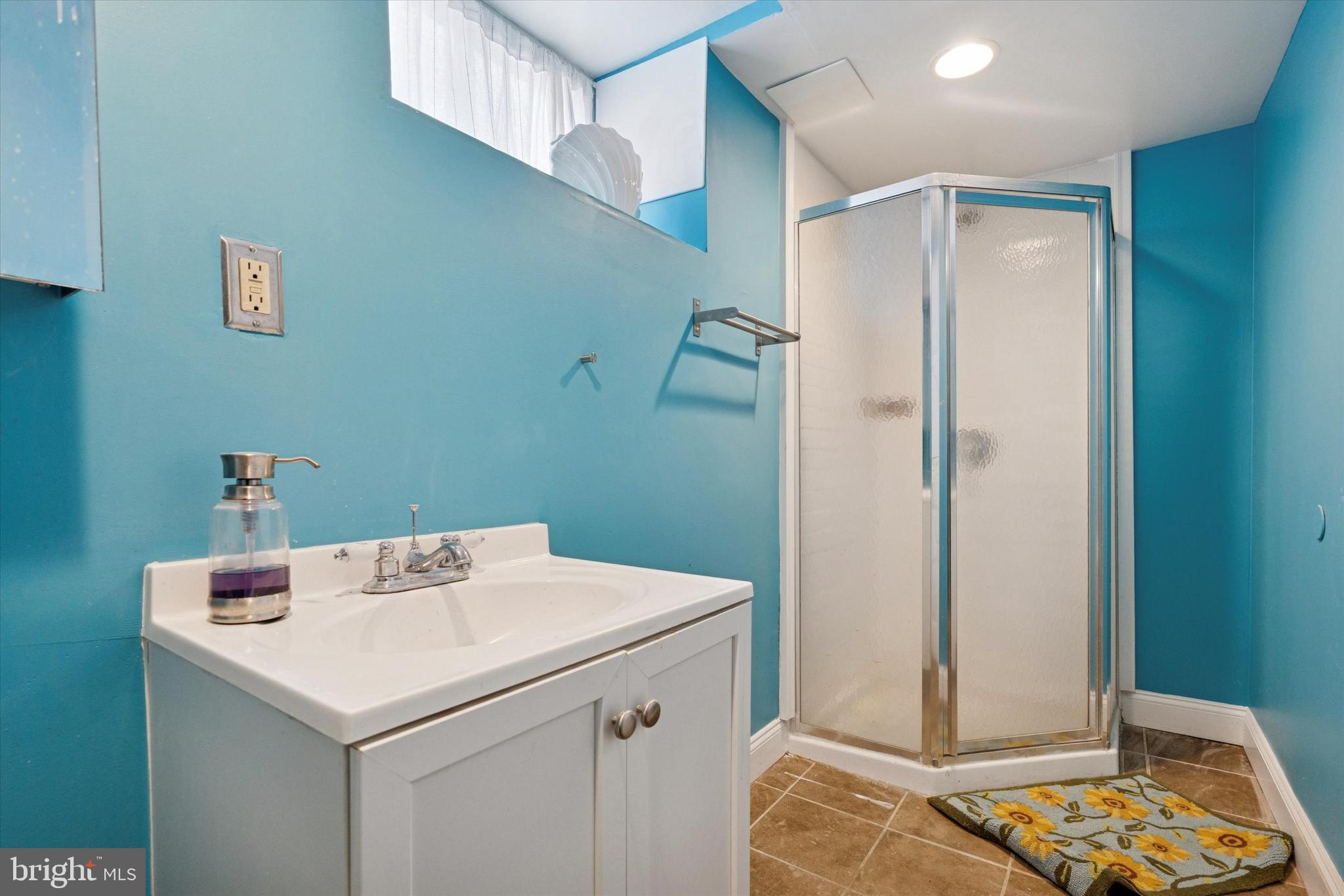 6344 McCallum Street Philadelphia, PA 19144 - Photo 23 of 34