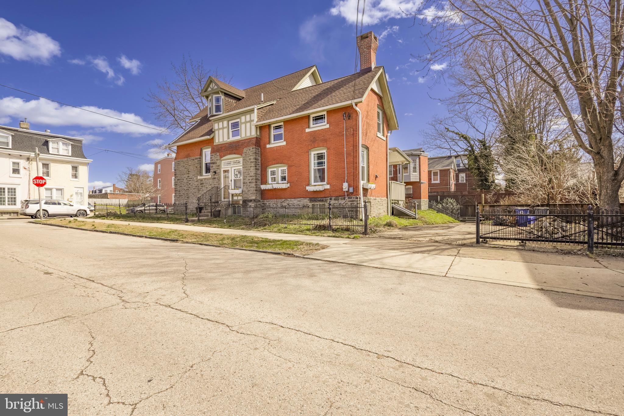 6344 McCallum Street Philadelphia, PA 19144 - Photo 32 of 34