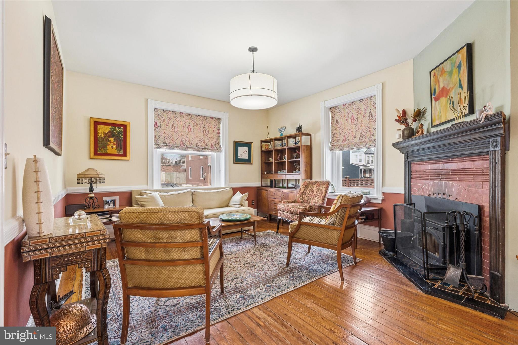 6344 McCallum Street Philadelphia, PA 19144 - Photo 4 of 34