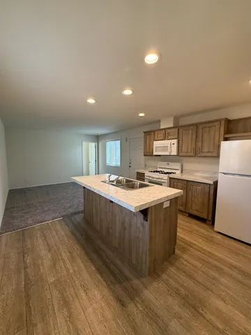 $150,000 | 1050 West Capital Avenue, Unit 33, West Sacramento, CA 95961