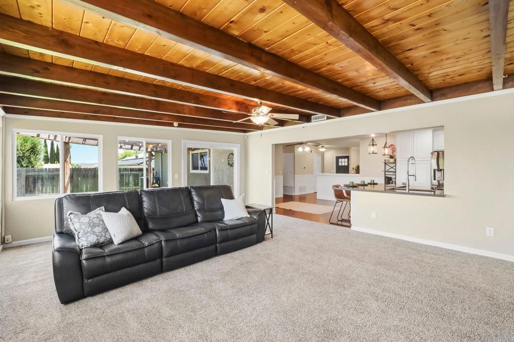 10029 Via Leslie Santee, CA 92071 - Photo 17 of 38