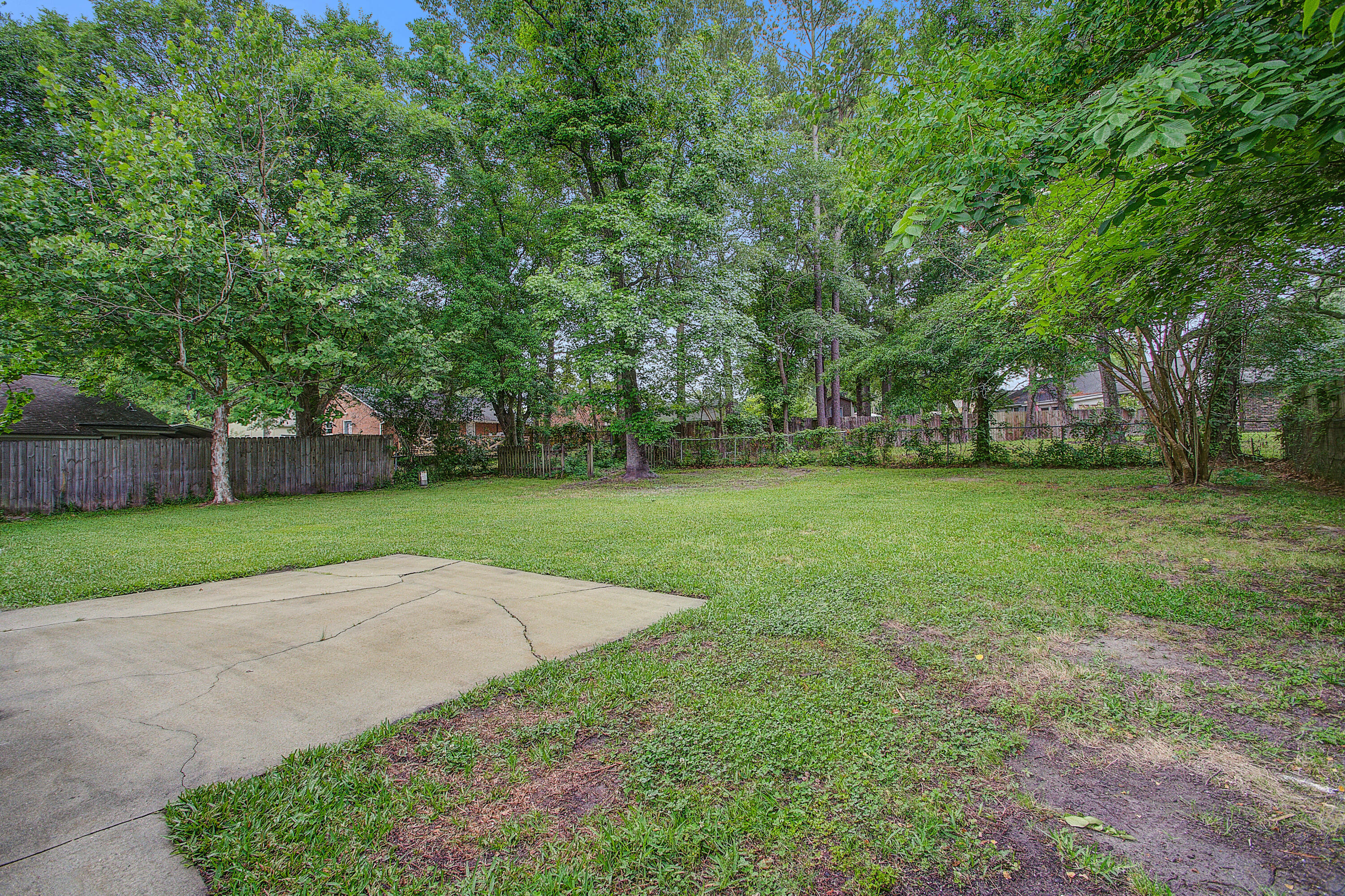 58 Oak Grove Road Goose Creek, SC 29445 - Photo 5 of 28 58 (24)