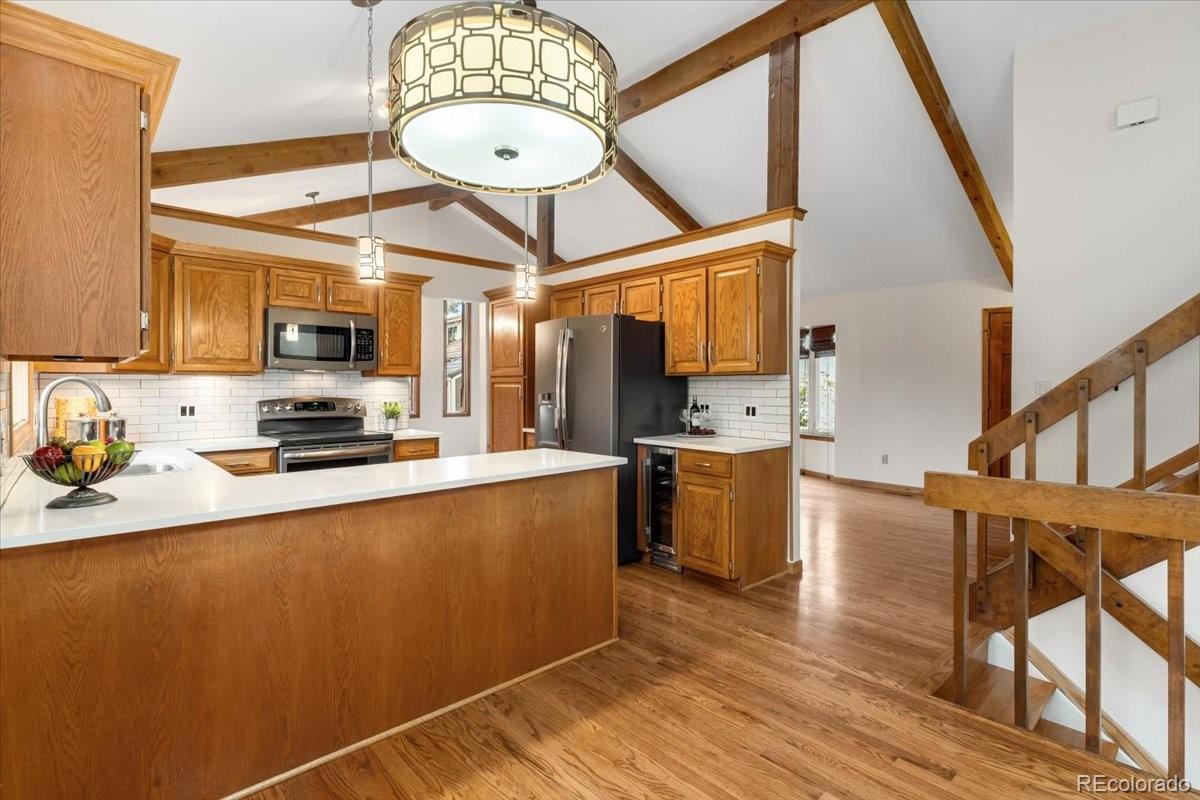 15750 Sandtrap Way Morrison, CO 80465 - Photo 9 of 35