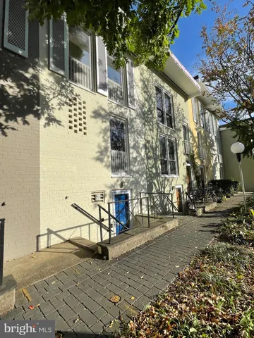 $3,900 | 108 G Street Southwest, Unit 105, Washington, DC 20024