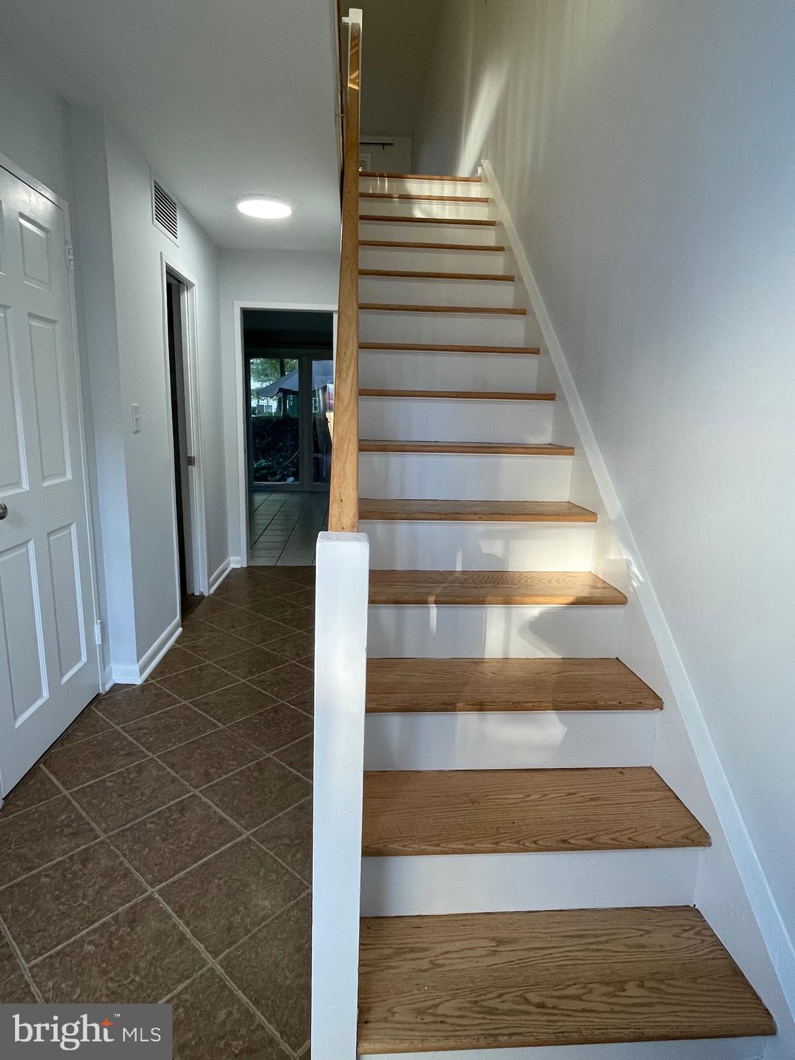 108 G Street Southwest, Unit 105 Washington, DC 20024 - Photo 26 of 52 a view of entryway