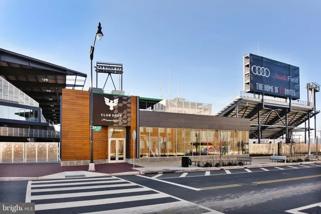 $4,100 | 108 G Street Southwest, Unit 105, Washington, DC 20024