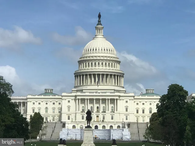 $4,100 | 108 G Street Southwest, Unit 105, Washington, DC 20024