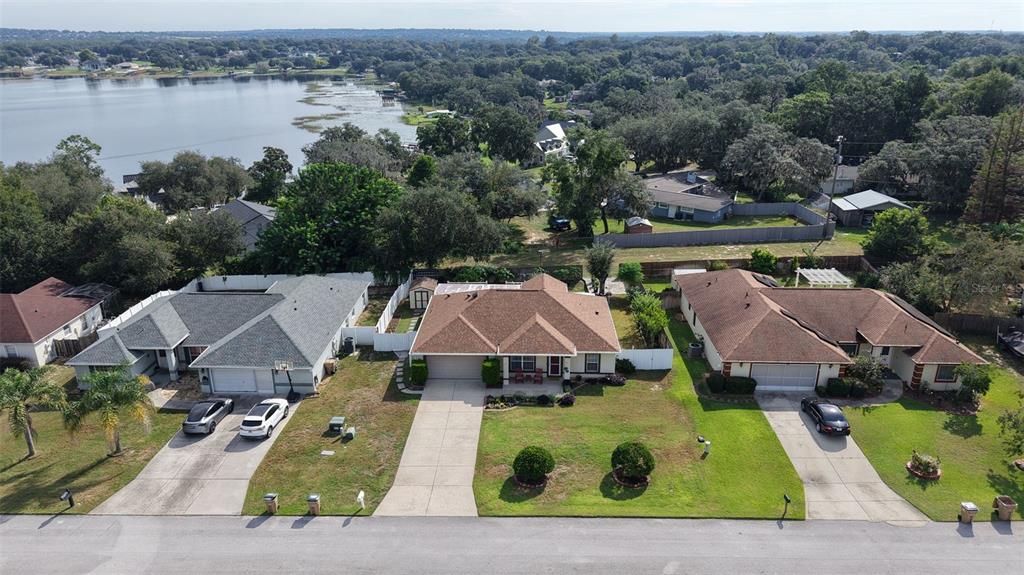 10828 Crescent Ridge Loop Clermont, FL 34711 - Photo 2 of 29 Gallery Image 2