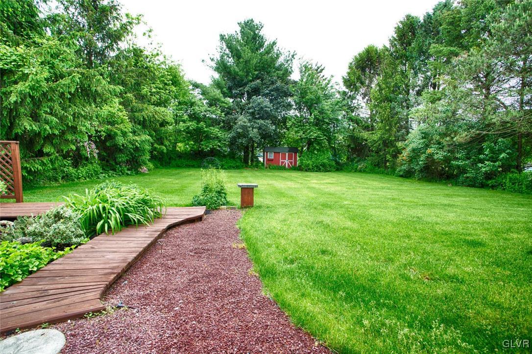 799 Hunter Road Easton, PA 18040 - Photo 31 of 35 Private park like setting with mature trees