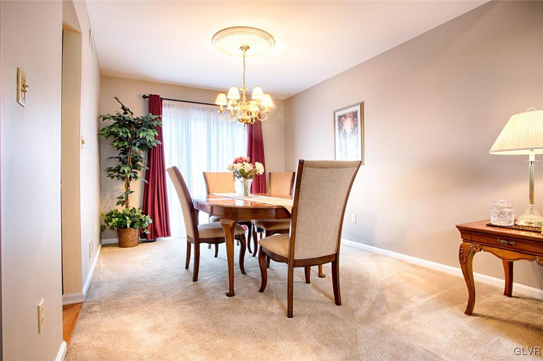 799 Hunter Road Easton, PA 18040 - Photo 10 of 35 Formal elegant dining room