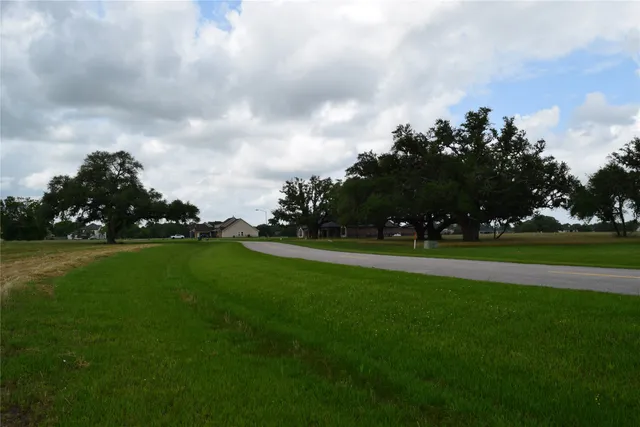 $180,000 | 403 Kaci Court, Rosharon, TX 77583