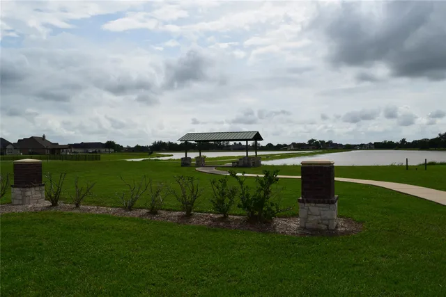 $180,000 | 403 Kaci Court, Rosharon, TX 77583