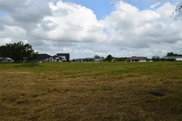 $180,000 | 403 Kaci Court, Rosharon, TX 77583