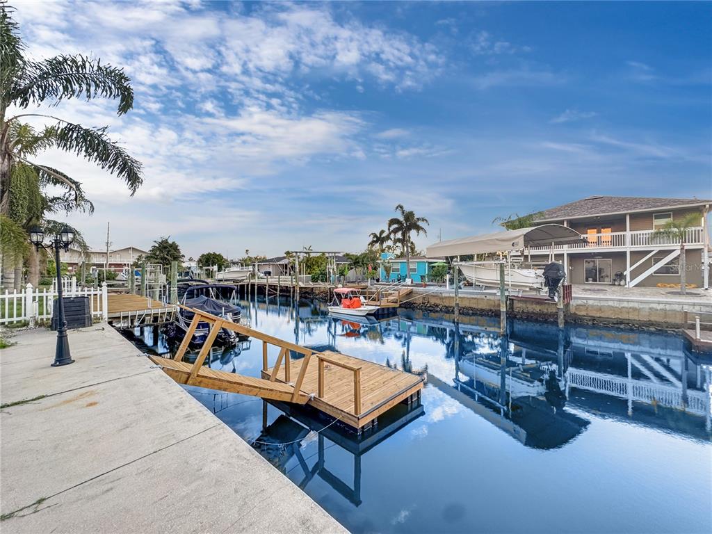 13739 Coco Avenue Hudson, FL 34667 - Photo 23 of 25 a view of a terrace with sitting area