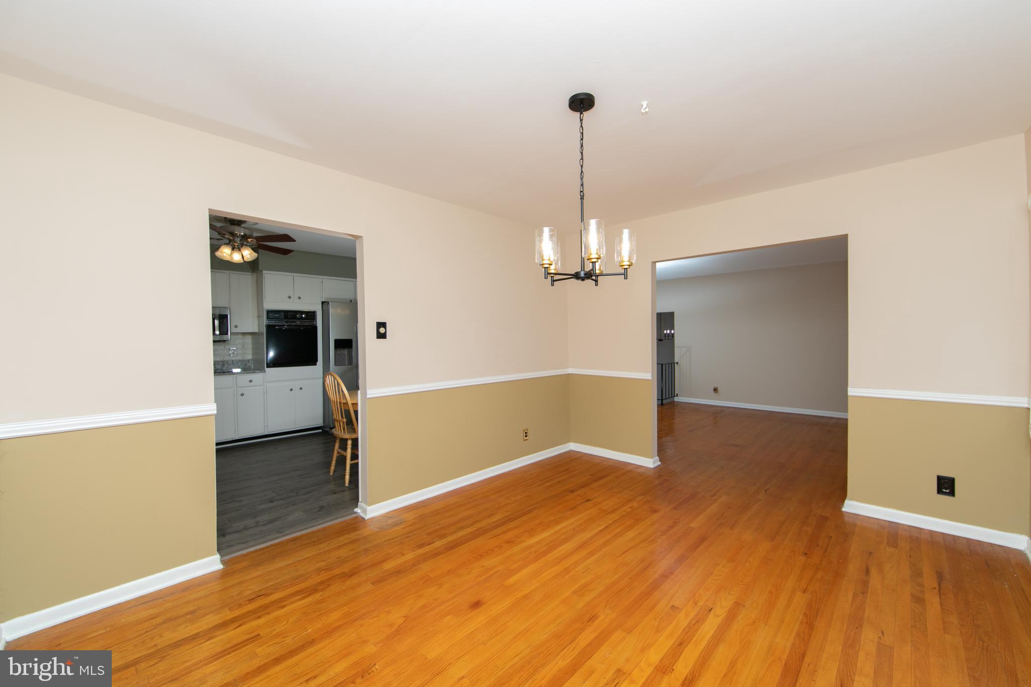 809 Charleston Road Mount Laurel, NJ 08054 - Photo 12 of 39 Dining room