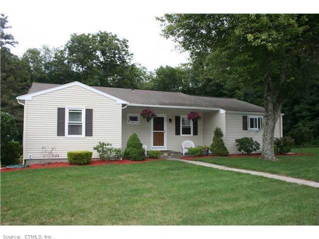 35 Eager Road Franklin, CT 06254 - Photo 1 of 1 a front view of house with yard and green space