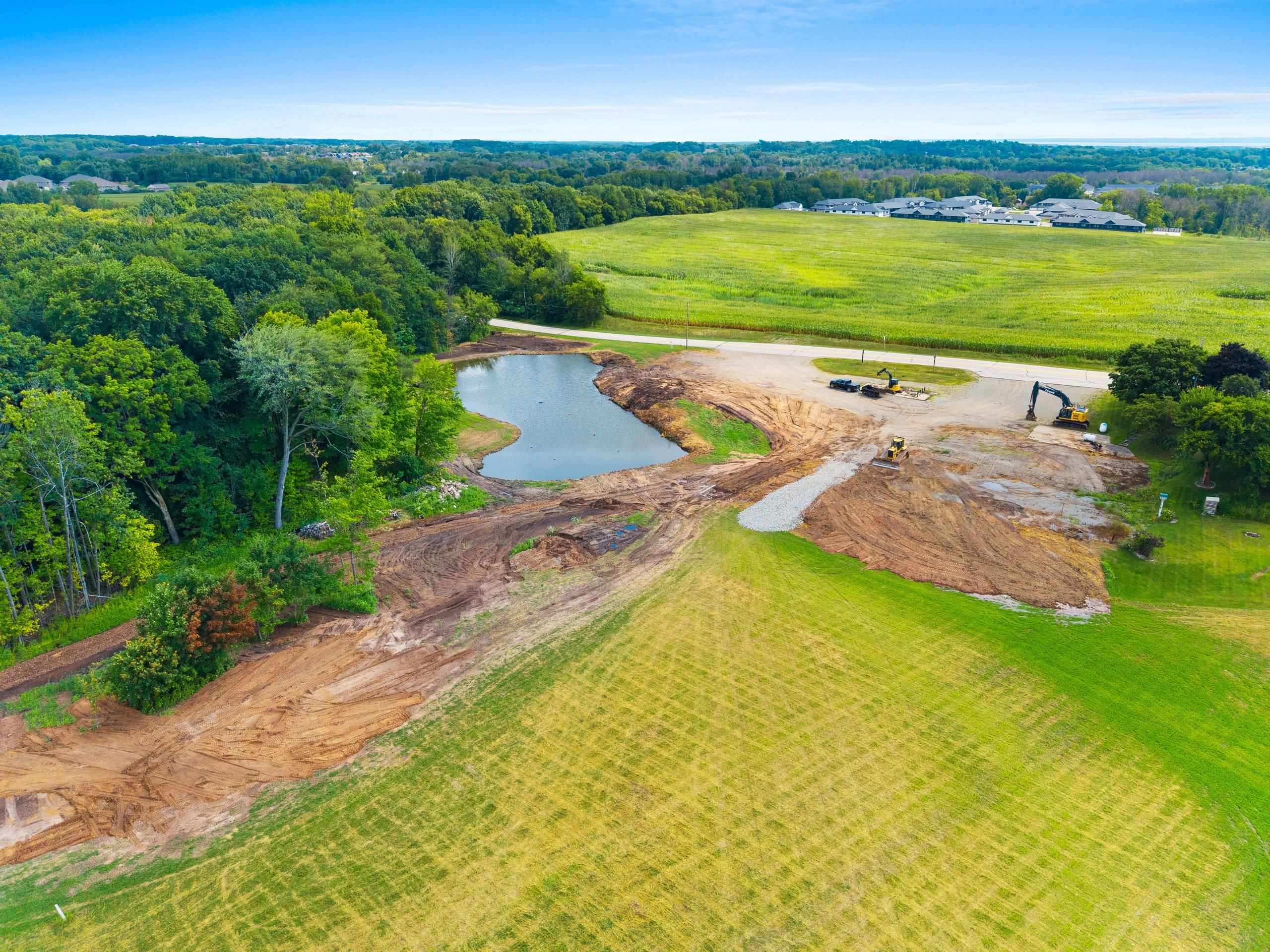 4021 Woodland Road, Unit 2 Green Bay, WI 54313 - Photo 4 of 19