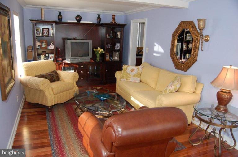 716 Monkton Road Monkton, MD 21111 - Photo 11 of 21 Living Room