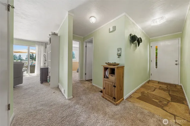 $845,000 | 2005 Southwest 117th Place, Burien, WA 98146