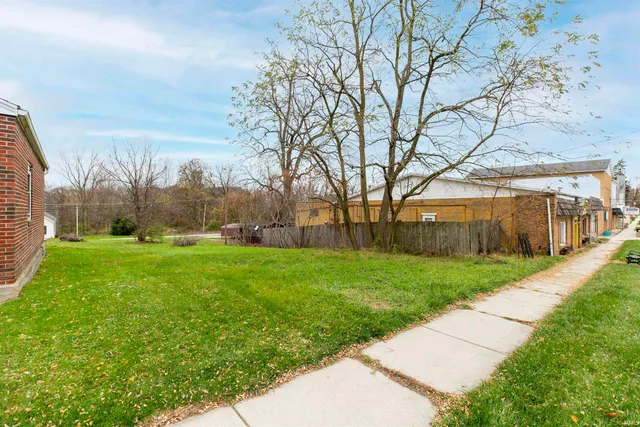 $20,225 | 213 South Michigan Street, Lakeville, IN 46536