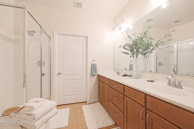 $5,000 | 21320 North 56th Street, Unit 2056, Phoenix, AZ 85054