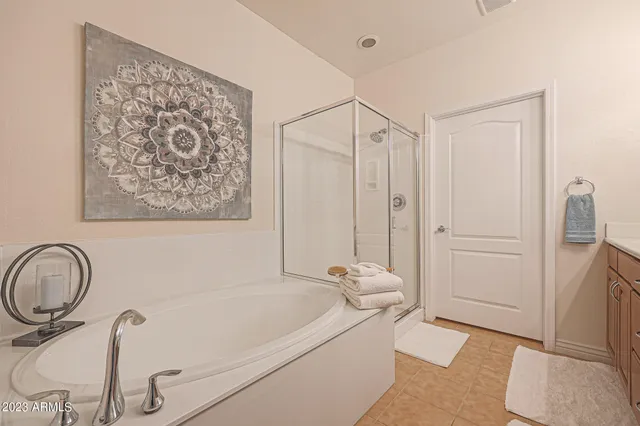 $5,000 | 21320 North 56th Street, Unit 2056, Phoenix, AZ 85054