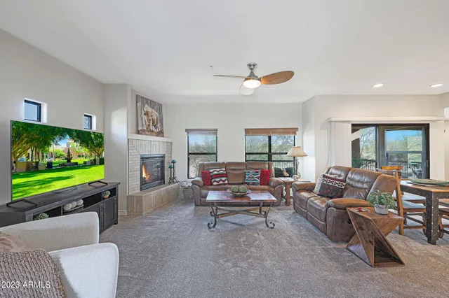 $5,000 | 21320 North 56th Street, Unit 2056, Phoenix, AZ 85054