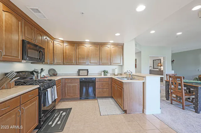 $5,000 | 21320 North 56th Street, Unit 2056, Phoenix, AZ 85054