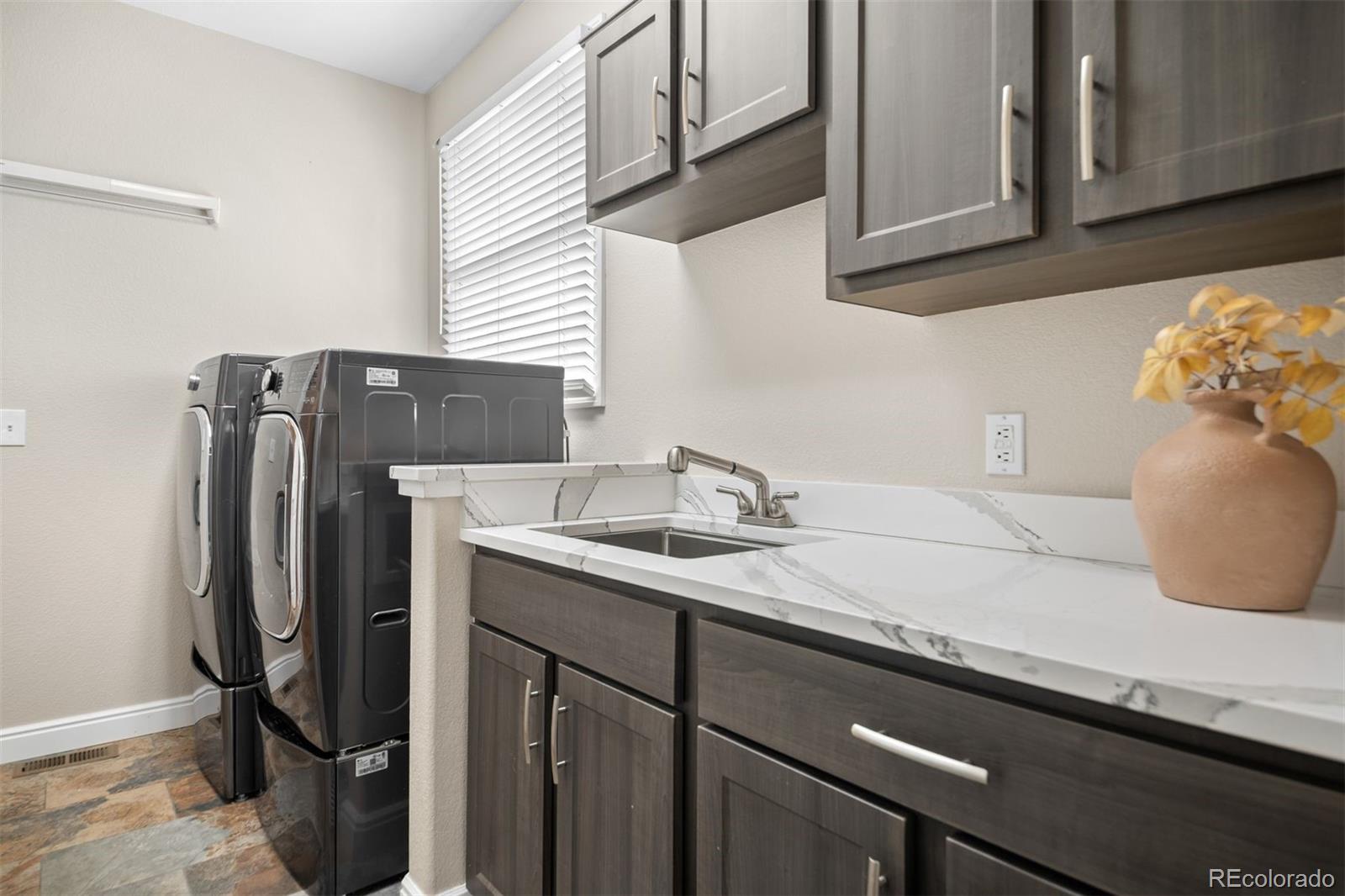 3046 Sun Creek Ridge Evergreen, CO 80439 - Photo 24 of 45 Gallery Image 24