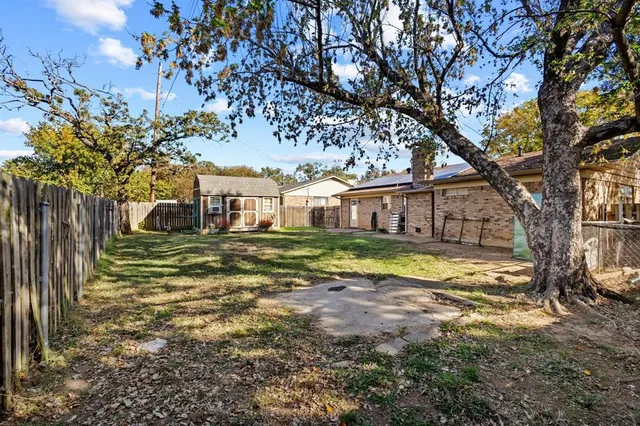 $195,000 | 1417 Morrison Drive, Denison, TX 75020