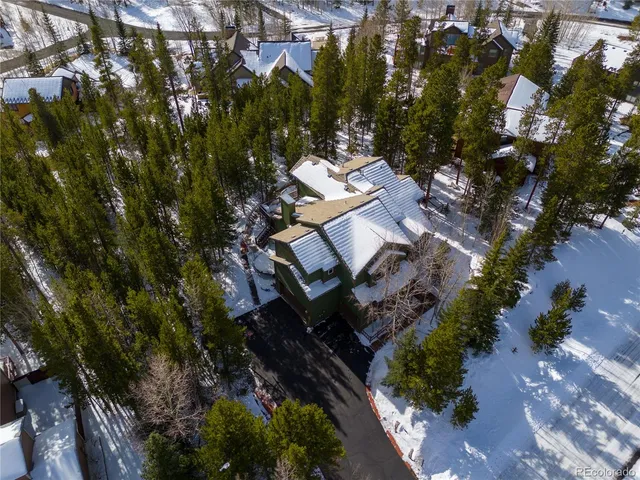 an aerial view of multiple house