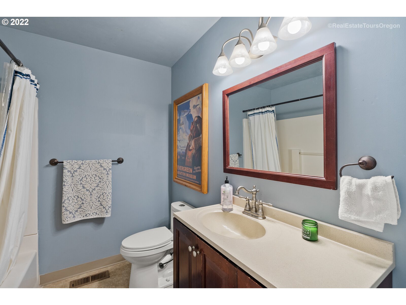 22760 Northeast Sunnycrest Road Newberg, OR 97132 - Photo 18 of 32 Gallery Image 18