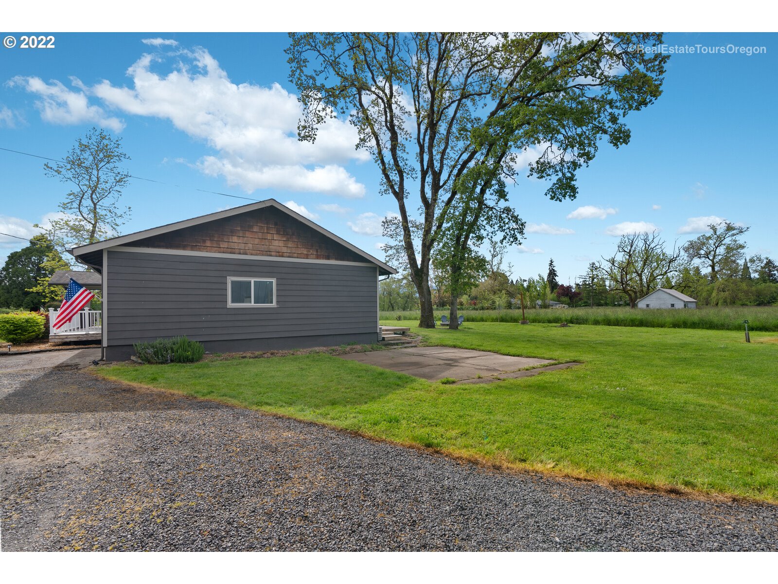 22760 Northeast Sunnycrest Road Newberg, OR 97132 - Photo 21 of 32 Gallery Image 21