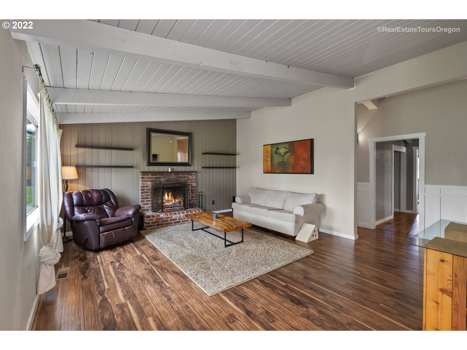 22760 Northeast Sunnycrest Road Newberg, OR 97132 - Photo 5 of 32 Gallery Image 5
